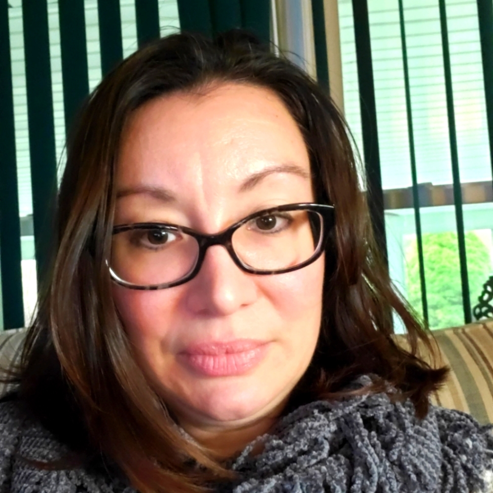 Meet your Posher, Tina